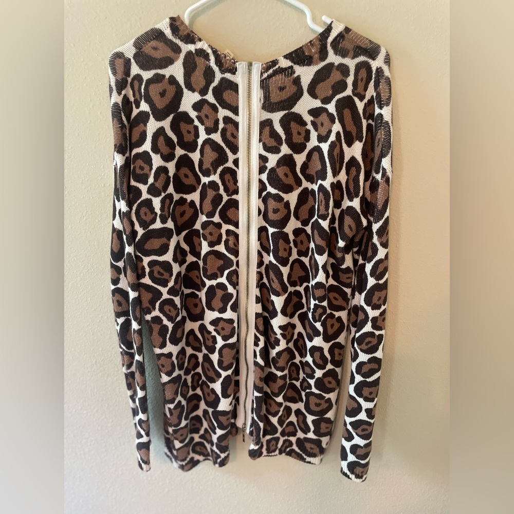 Show Me Your Mumu | Mellow Zipline Leopard Cheetah oversized Sweater - Picture 4 of 7